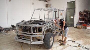 De houten auto van ndwoodart