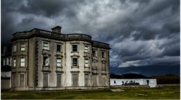 Loftus Hall in kwestie