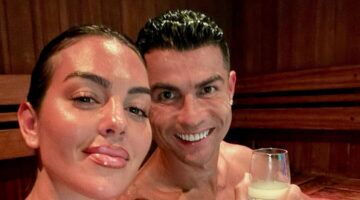 Cristiano Ronaldo met zijn partner Georgina Rodriguez in de sauna
