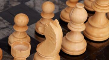 Het schaakbord van Yves Saint Laurent.