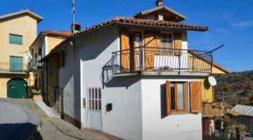 De woning in een Italiaans dorp.