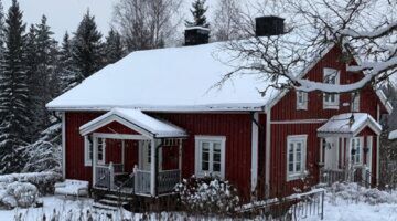 Het huis in Zweden dat door een Nederlands koppel werd gekocht.