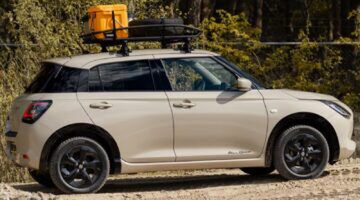 De zijkant van de meestverkochte auto van Nederland.