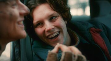 Een stil beeld uit de film Joe Speedboat uit 2026