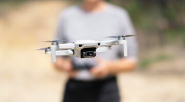 Een drone die dronevliegers kunnen gebruiken bij Defensie.