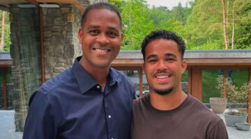 Patrick Kluivert op de foto met zijn zoon Justin Kluivert