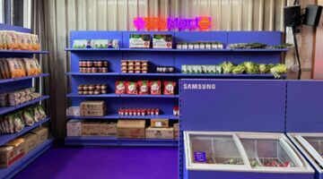 De schappen van de S26Mart van Samsung