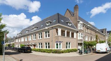 De unieke hoekwoning in Amsterdam.