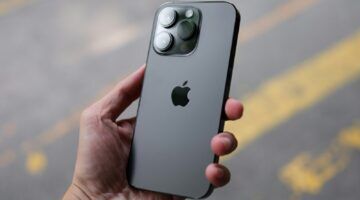 Een iPhone van Apple, waarmee je binnenkort mogelijk rekeningen kunt verdelen.
