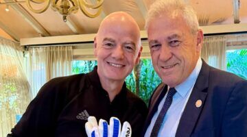 Gianni Infantino, de man met een enorm salaris.