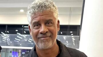 Frank Rijkaard, de man die een appartement te koop heeft gezet.