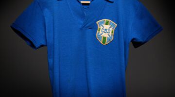 Het shirt van Pel&eacute;