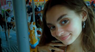 Een selfie van Mackenzie Shirilla van 'The Crash'