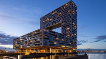 De Pontsteiger, waar een luxe penthouse zich in begeeft.