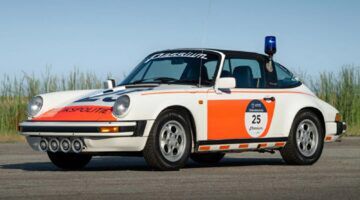 De Porsche die ooit van de politie was.
