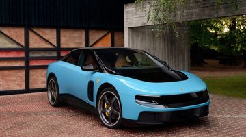 Is de geflopte eerste elektrische auto van Ferrari inmiddels toch een collectors item aan het worden?