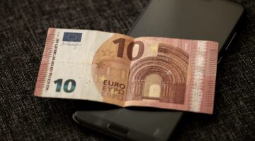 Geld, wat je nog kan krijgen via de toeslagen van 2025.
