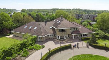 De woning van Aron Winter.