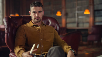 Theo James in The Gentlemen
