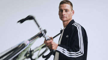 Mathieu van der Poel in samenwerking met Adidas