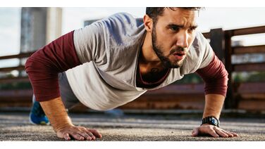 Met deze workout word je fit in 7 minuten