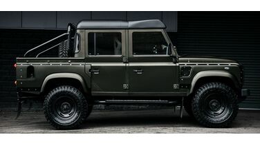 De Khan Defender Pick-up van Land Rover is de ultieme terreinwagen