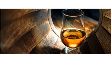 Man betaalt € 8.733,- voor een glas whisky van 2cl