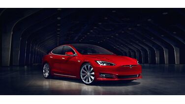 MAN MAN test de snelste productie-auto ter wereld: Tesla Model S P100D