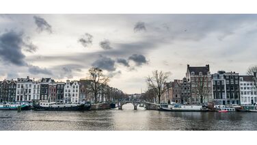 Hoe makelaars in Amsterdam een half miljard euro aan lucht verkochten