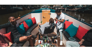 The Barber Boat: de ultieme ervaring voor een boottocht in Amsterdam