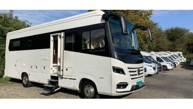 De Morelo Palace Liner 95GB Smart Garage is de duurste camper op Marktplaats