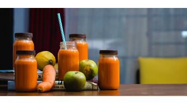 De voor- en nadelen van juicen en een sapjeskuur