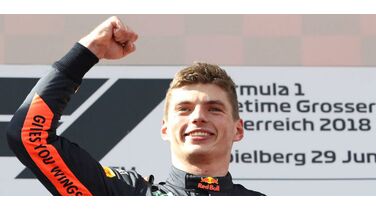 Max Verstappen verlengt contract bij Red Bull Racing