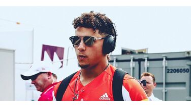 Patrick Mahomes is met een nieuw contract de best verdienende sporter ooit