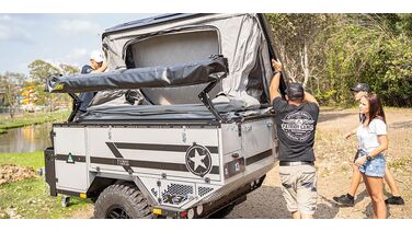 De X3 aanhanger tover je in een handomdraai om tot een wrede off-road camper