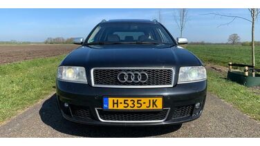 Deze lekker krachtige Audi RS6 occasion staat te koop voor een prikkie