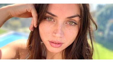 De knappe Bond-girl Ana de Armas is weer single