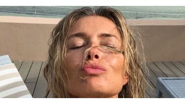 Paulina Porizkova (55) plaatst foto zonder kleren op Instagram