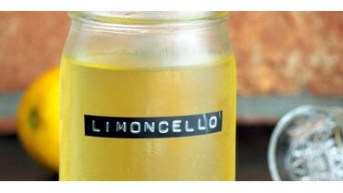 Zelf limoncello maken: zo gaat het je lukken