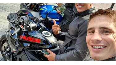 Rico Verhoeven geeft zijn beestachtige motor een nieuwe kleur