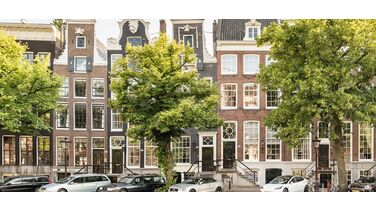 Dit 5-laagse grachtenpand is een van de bruutste woningen van Amsterdam