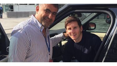 De verzameling auto’s van Lionel Messi is miljoenen waard