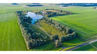 Droom koopje: Fries miljoenenlandgoed van 16 hectare aan het IJsselmeer