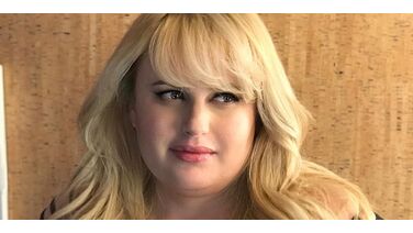 Actrice Rebel Wilson valt 30 kg af en het verschil is waanzinnig