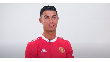 Manchester United breekt record met omzet van Cristiano Ronaldo-shirts