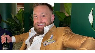 Conor McGregor laat zijn jaloersmakende ondergrondse drankkast zien