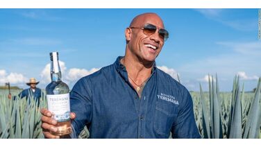 Dwayne ‘The Rock’ Johnson z’n tequilamerk gaat in de boeken als ‘de snelst groeiende ooit’