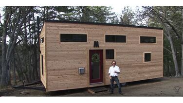 Stel bouwt met slechts €30.000 een formidabel ingericht tiny house