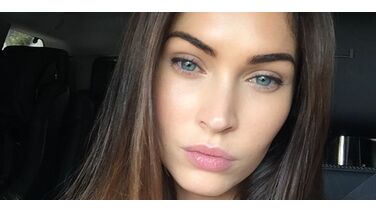 De jaloersmakende verzameling auto’s van Megan Fox