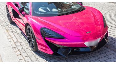 Mysterieuze McLaren sportwagen is al twee jaar lang niet verplaatst